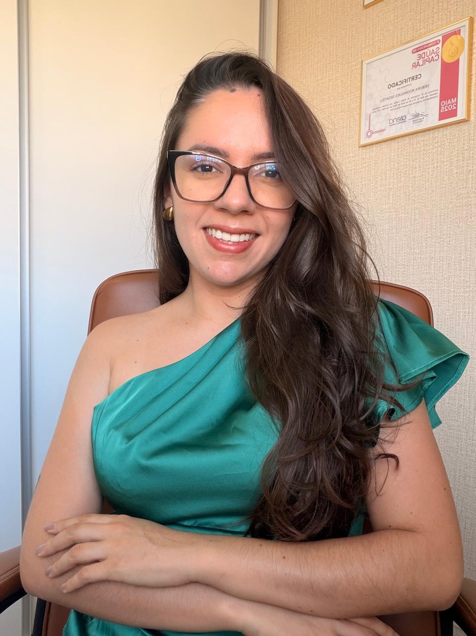 Débora Segateli